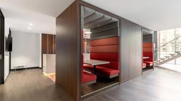 Regus - Revenue Tower